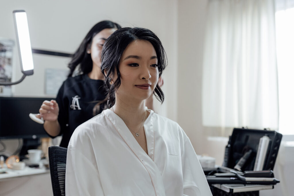 Sydney bride getting ready and make up done