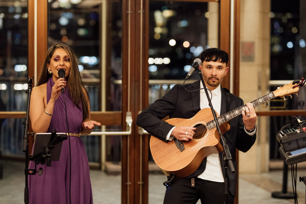 Live music during the Sydney wedding reception 